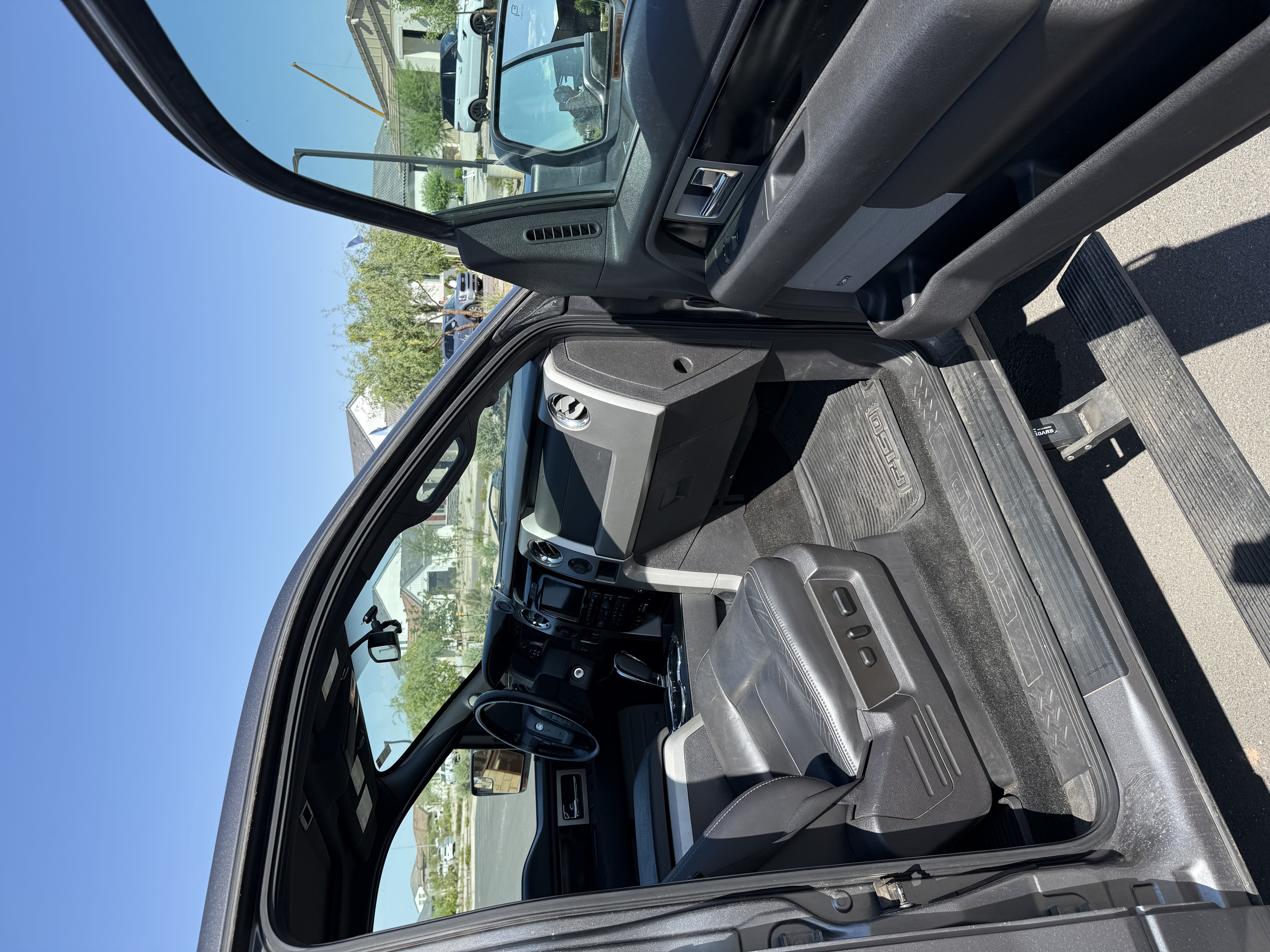 Used 2011 Ford F150 FX4 w/ FX Luxury Pkg AWD/4WD image 24