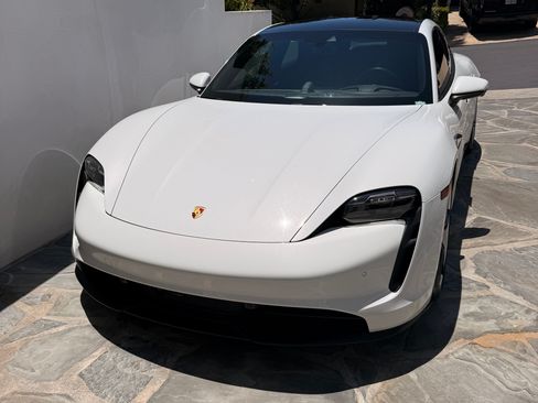 Used 2020 Porsche Taycan 4S AWD/4WD image 6