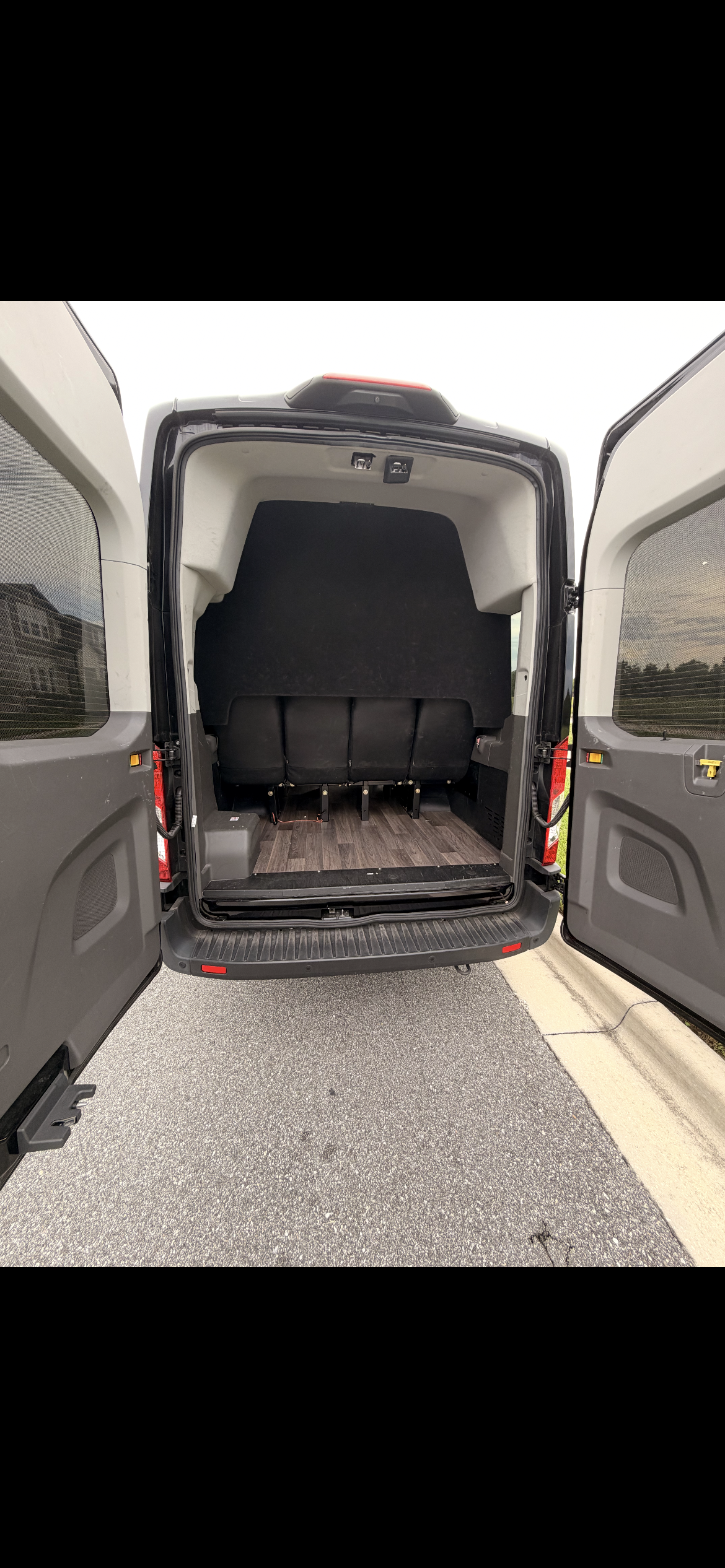 Used 2023 Ford Transit 350 XL RWD image 4
