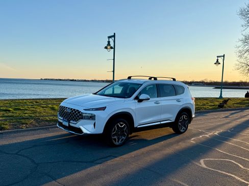 Used 2022 Hyundai Santa Fe SEL Convenience w/ Cargo Package image 2