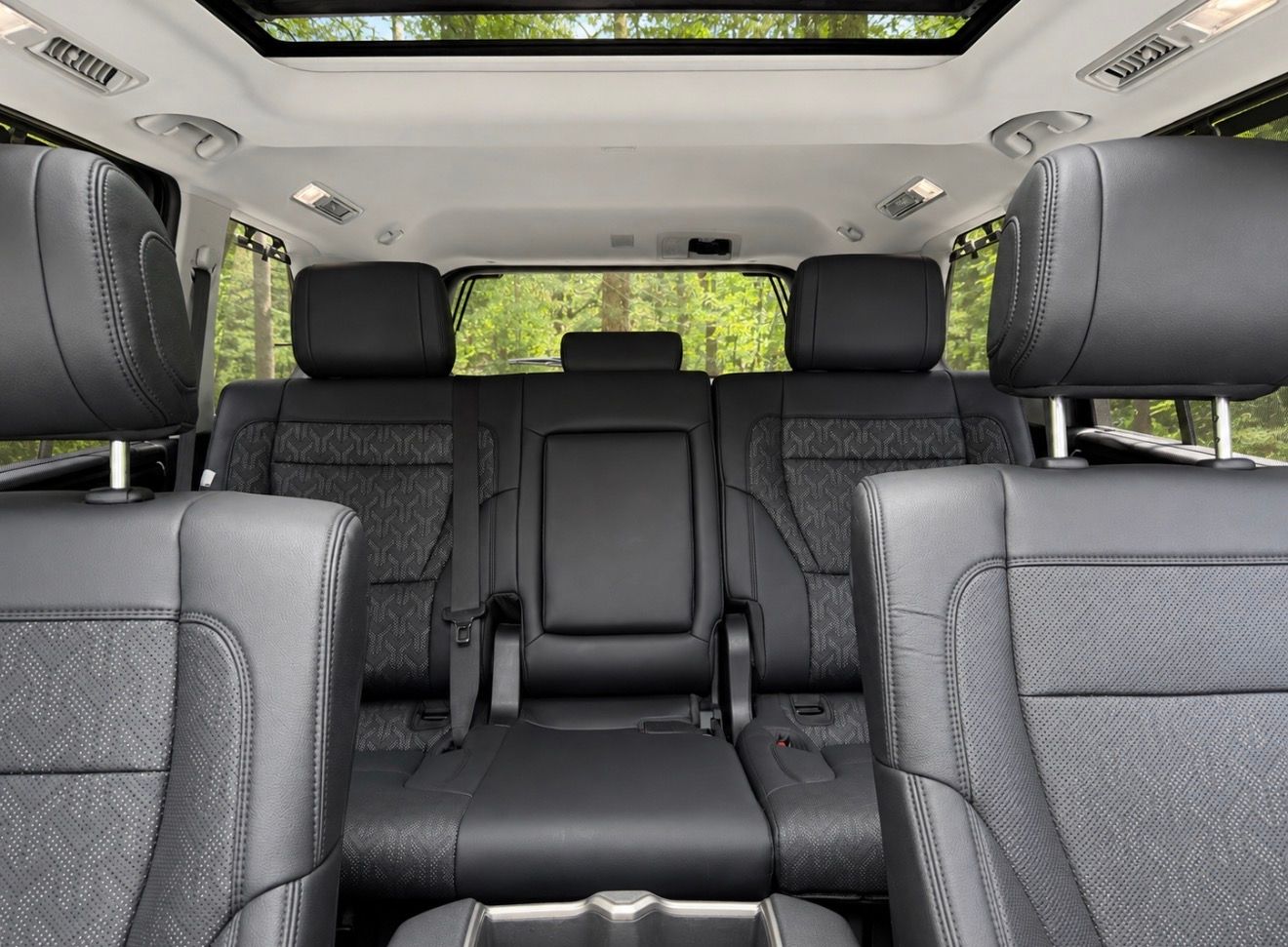 Used 2024 Toyota Sequoia Limited w/ Nightshade Package AWD/4WD image 9