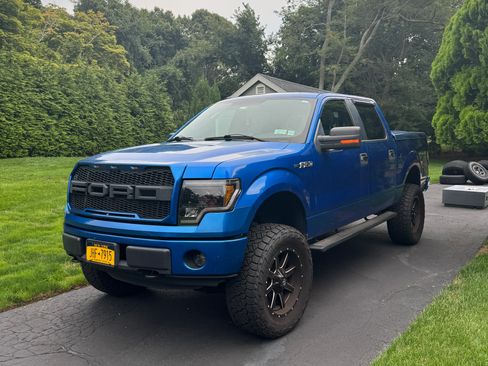 Used 2011 Ford F150 XLT w/ XLT Chrome Pkg image 1