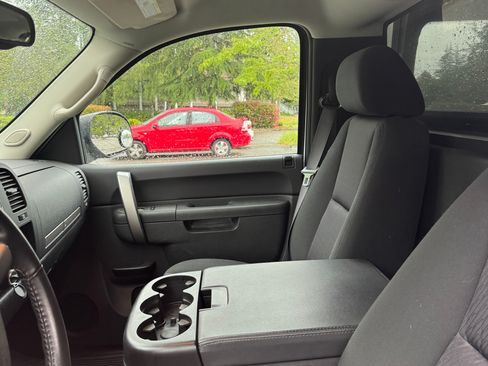 Used 2012 Chevrolet Silverado 1500 LT w/ Interior Plus Package AWD/4WD image 12