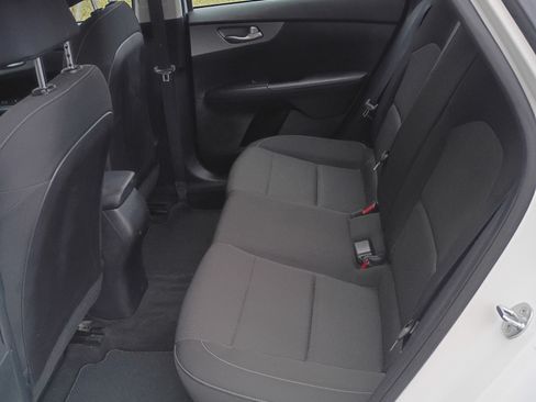 Used 2021 Kia Forte LXS image 21