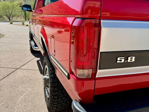 Used 1993 Ford F250 4x4 Regular Cab image 10