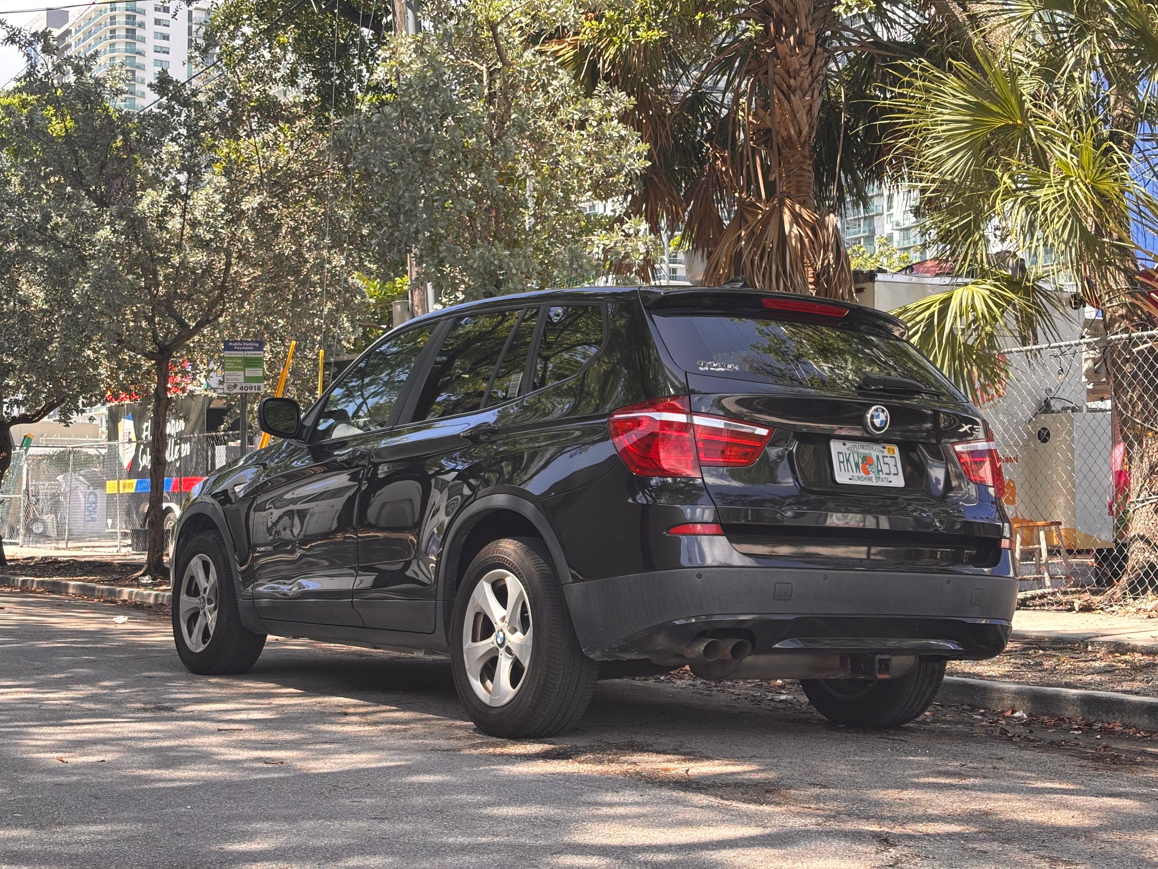 Used 2011 BMW X3 xDrive28i AWD/4WD image 4