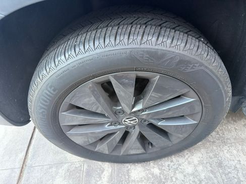 Used 2023 Volkswagen Taos S FWD image 14