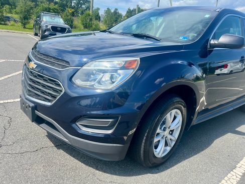 Used 2017 Chevrolet Equinox LS AWD/4WD image 8