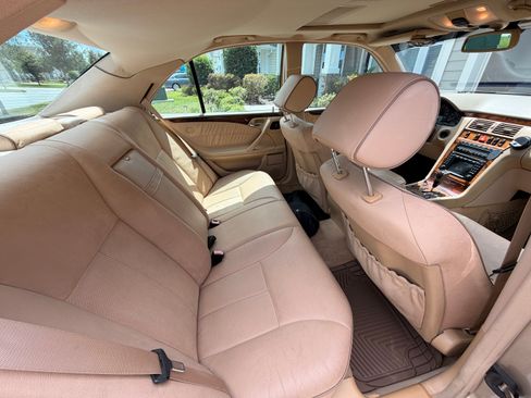 Used 2002 Mercedes-Benz E 320 Sedan image 13