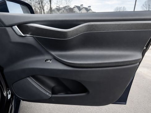 Used 2016 Tesla Model X Performance image 13