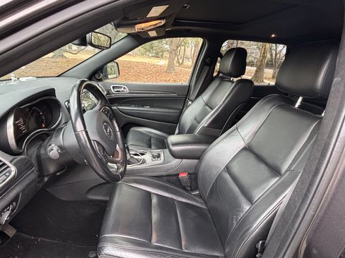 Used 2020 Jeep Grand Cherokee Limited image 8