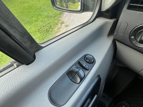 Used 2017 Mercedes-Benz Sprinter 3500 image 24