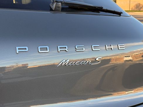 Used 2016 Porsche Macan S image 23