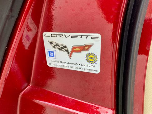 Used 2009 Chevrolet Corvette Convertible w/ Preferred Equipment Group image 18