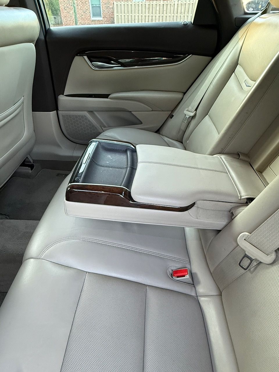 Used 2017 Cadillac XTS Luxury FWD image 24