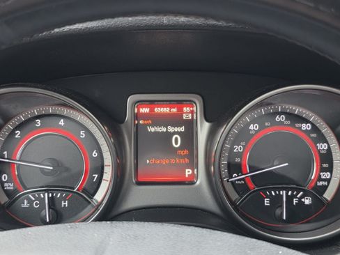 Used 2018 Dodge Journey Crossroad w/ Nav & Sun Group image 8