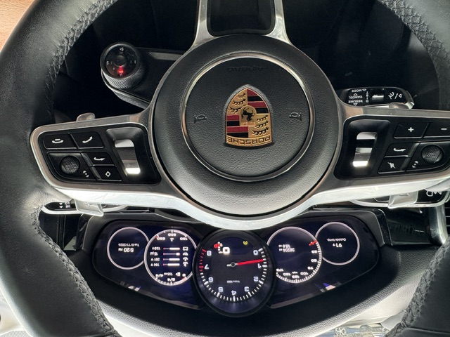Used 2022 Porsche Cayenne Coupe AWD/4WD image 21