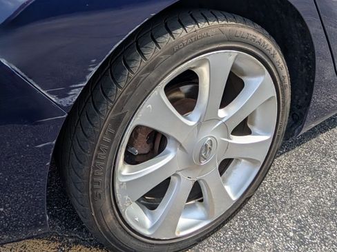 Used 2013 Hyundai Elantra Limited w/ Technology Pkg FWD image 16