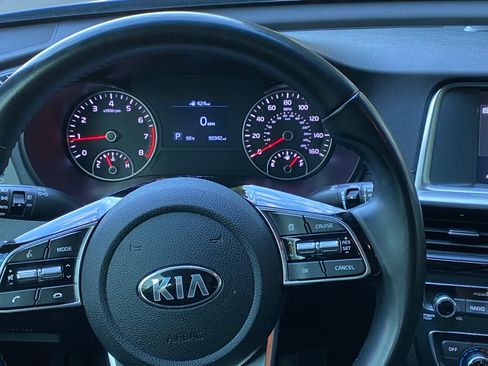 Used 2019 Kia Optima S image 13