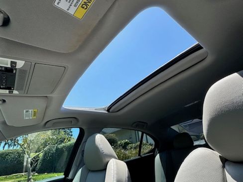 Used 2015 Acura TLX FWD image 10
