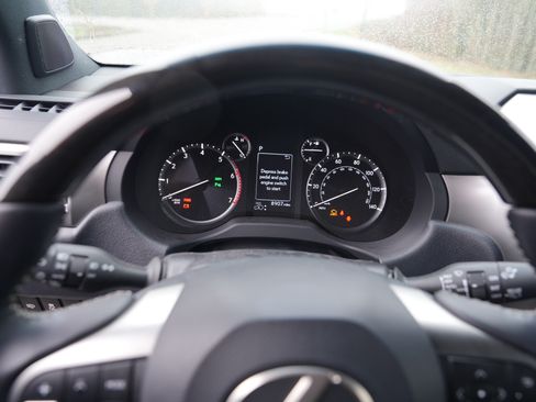 Used 2023 Lexus GX 460 Luxury image 24