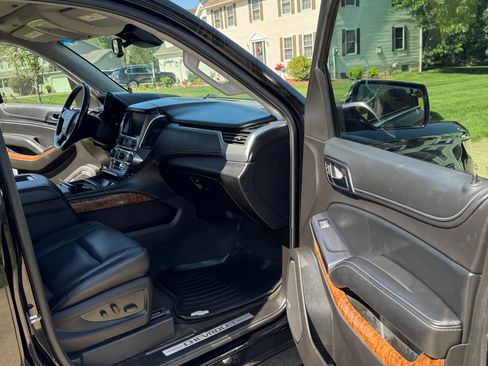 Used 2016 Chevrolet Tahoe LTZ image 12