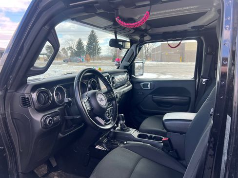 Used 2020 Jeep Wrangler Unlimited Sport image 6