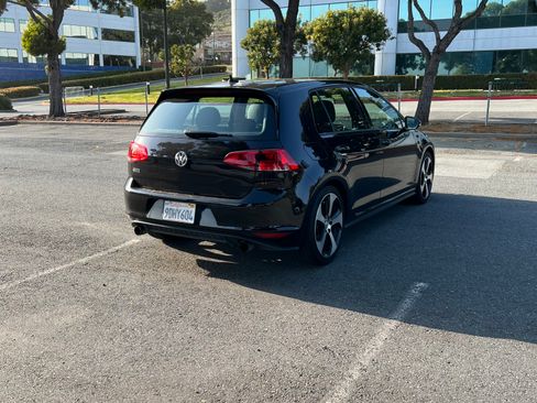 Used 2016 Volkswagen GTI SE w/ Lighting Package (SEL) image 11