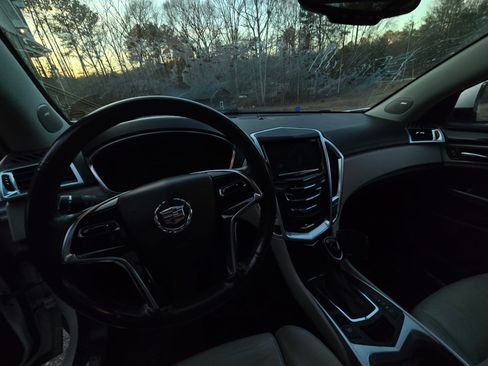 Used 2015 Cadillac SRX Performance w/ Driver Awareness Package image 12