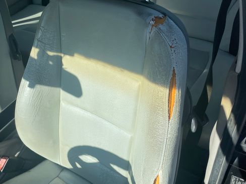 Used 1997 BMW 318ti 318ti Hatchback Coupe 2D image 10