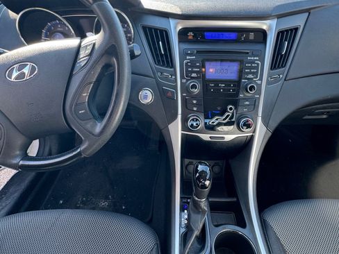 Used 2011 Hyundai Sonata SE image 12