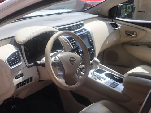 Used 2018 Nissan Murano SL w/ Cargo Package FWD image 11
