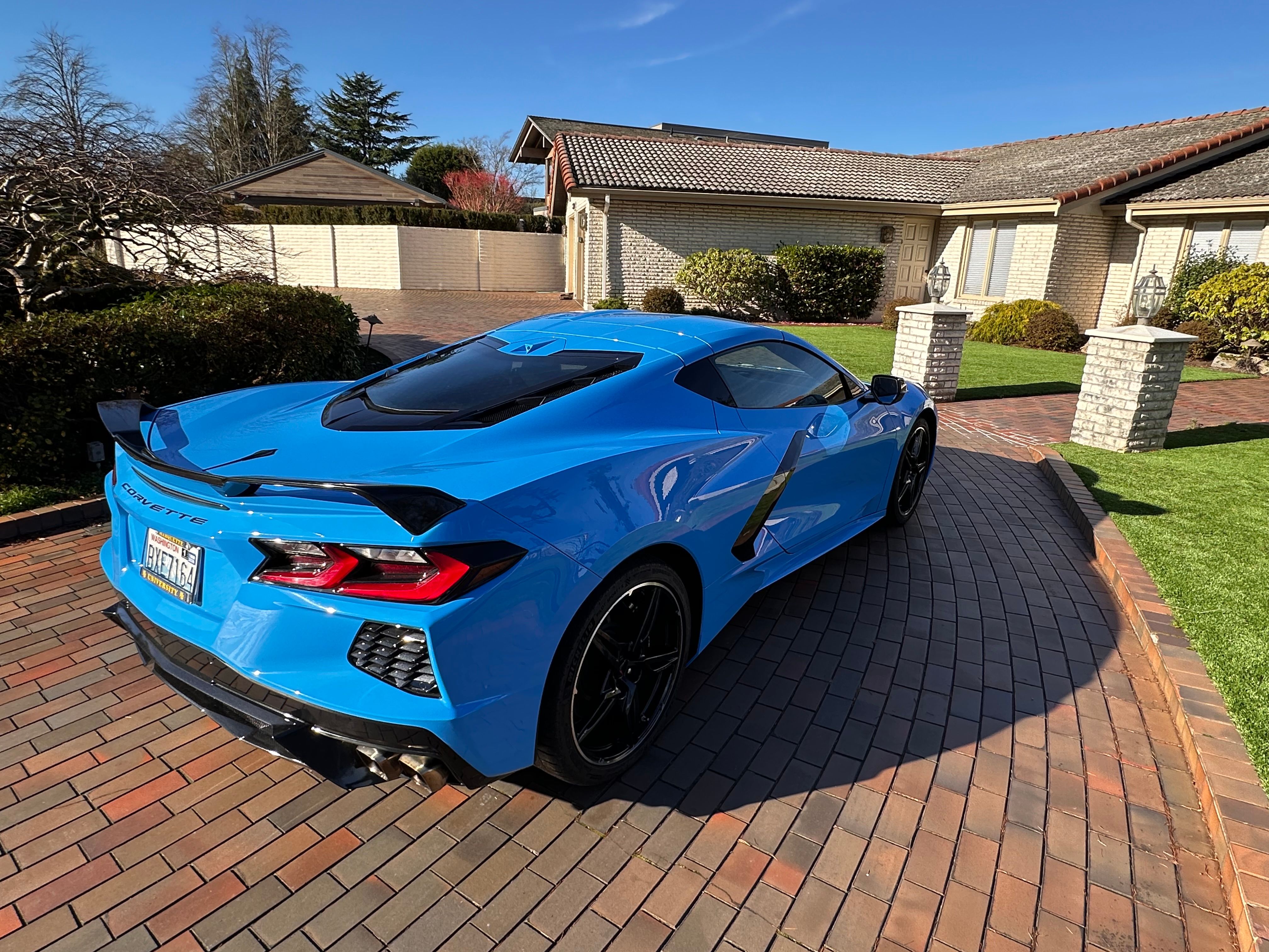 Used 2020 Chevrolet Corvette Stingray Premium Cpe w/ 3LT Preferred Equipment Group RWD image 10