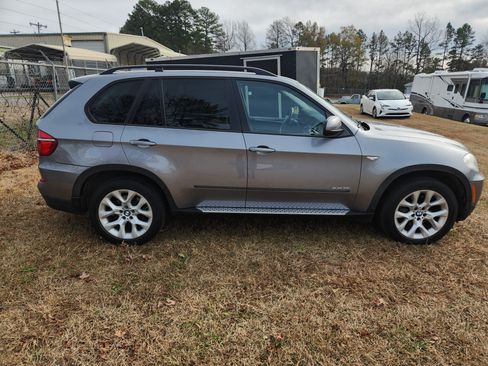 Used 2013 BMW X5 xDrive35i image 2