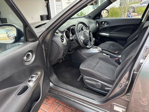 Used 2012 Nissan Juke SV image 6