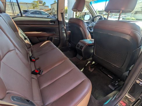 Used 2013 Subaru Outback 3.6R Limited image 13