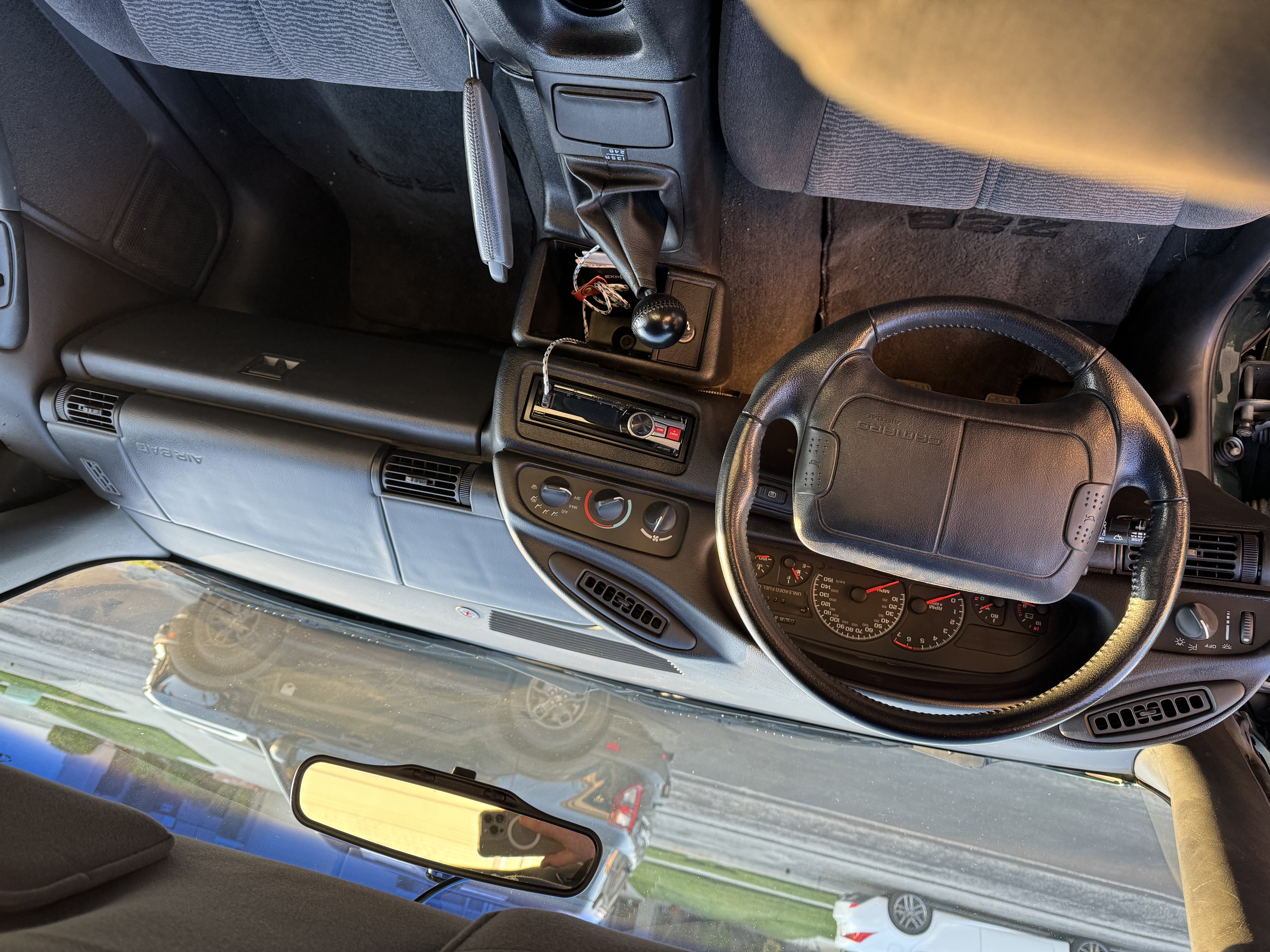 Used 1996 Chevrolet Camaro Z28 RWD image 9
