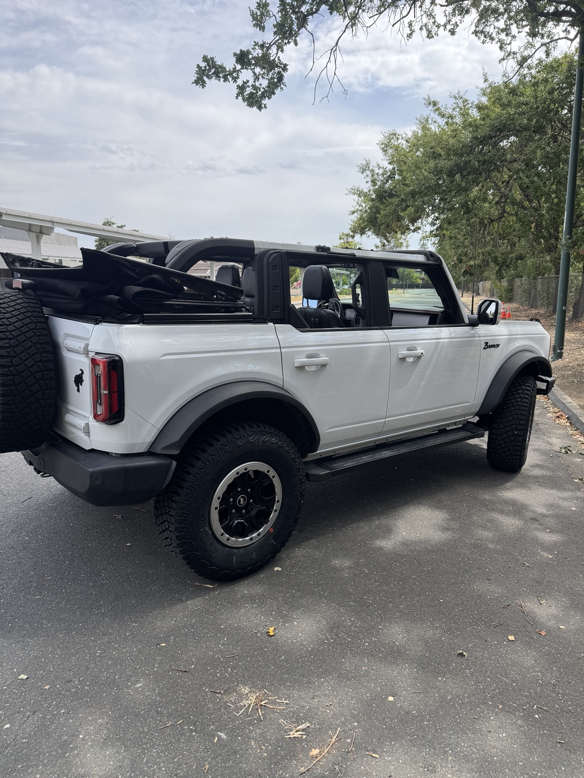 Used 2021 Ford Bronco Outer Banks w/ Sasquatch Package AWD/4WD image 8