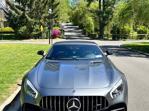 Used 2019 Mercedes-Benz AMG GT Roadster image 5
