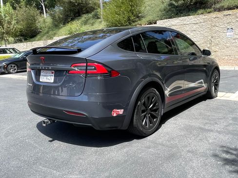 Used 2016 Tesla Model X 75D image 5