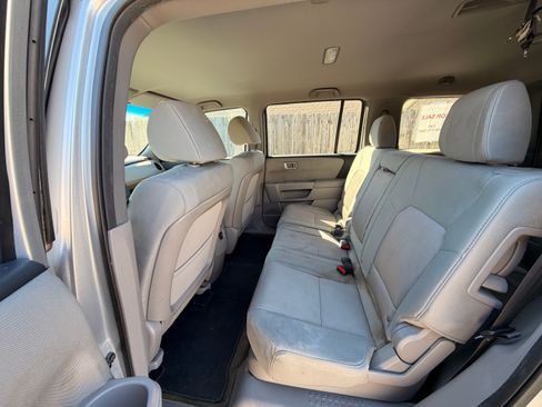 Used 2014 Honda Pilot EX image 12