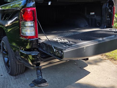 Used 2021 RAM 1500 Big Horn AWD/4WD image 5