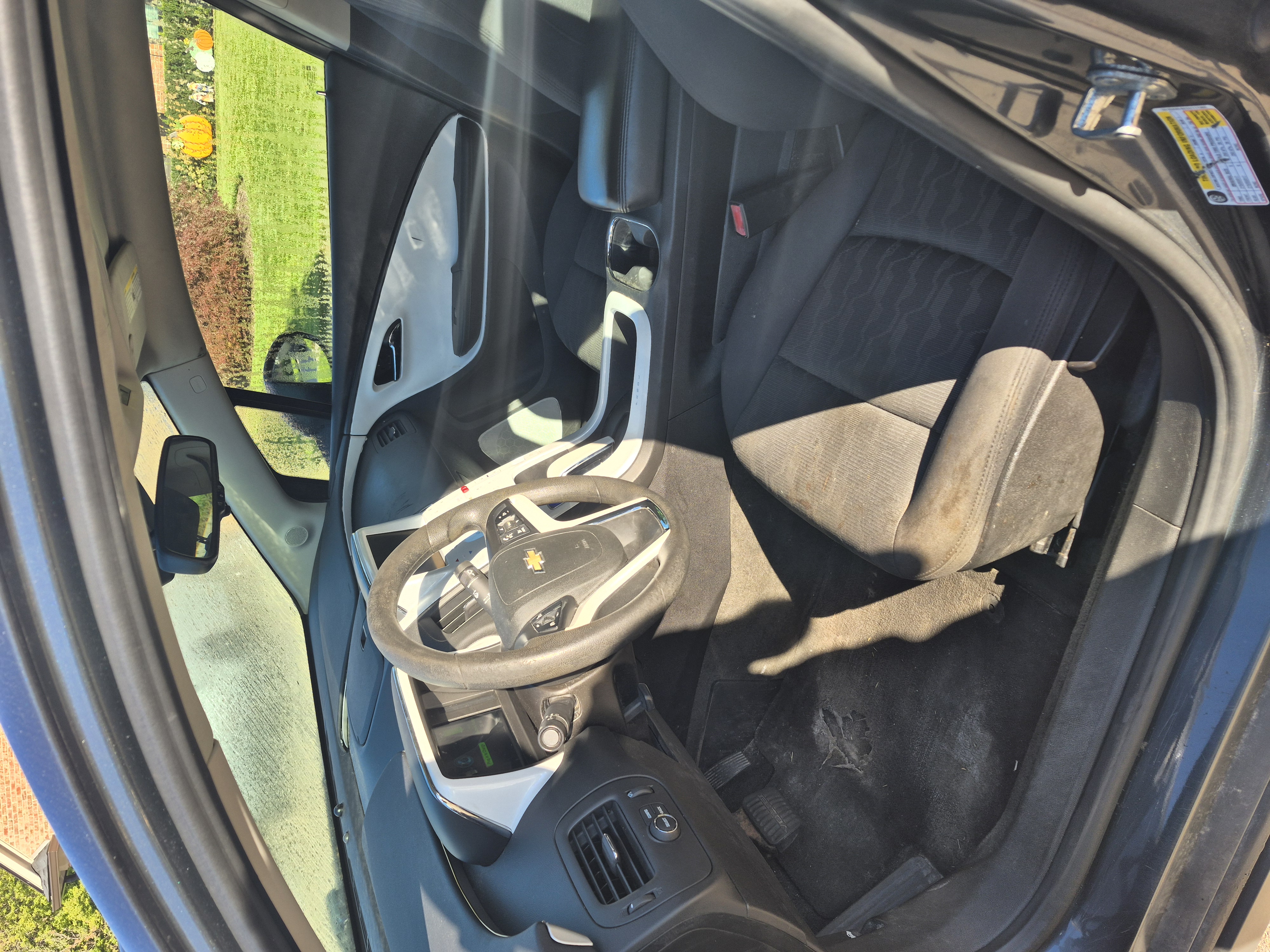 Used 2012 Chevrolet Volt FWD image 4