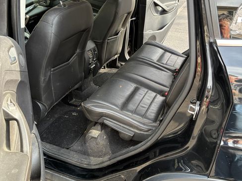 Used 2016 Ford Escape Titanium w/ Equipment Group 301A image 8