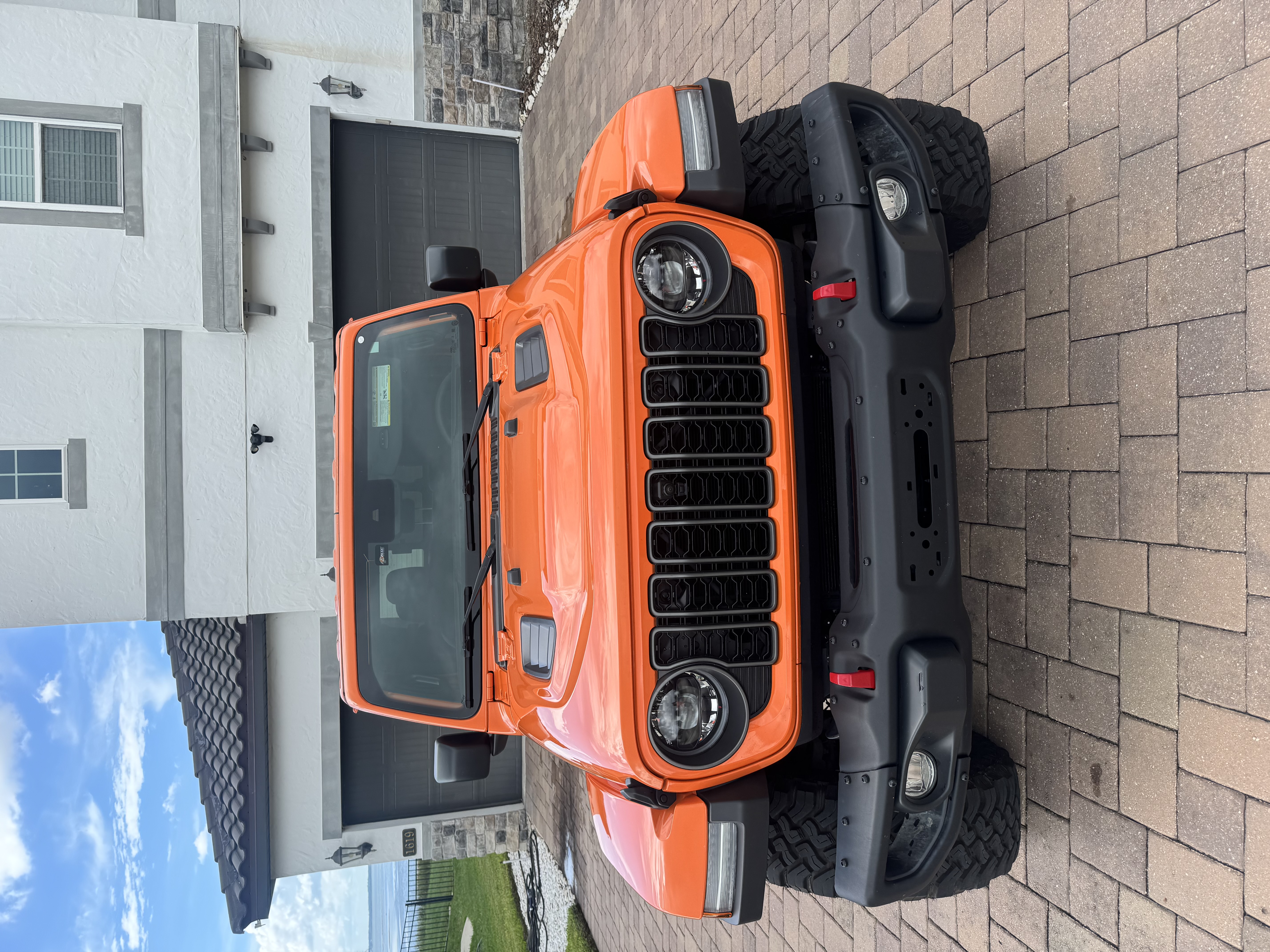 Used 2025 Jeep Gladiator Rubicon AWD/4WD image 4