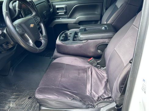 Used 2018 Chevrolet Silverado 1500 LT AWD/4WD image 6