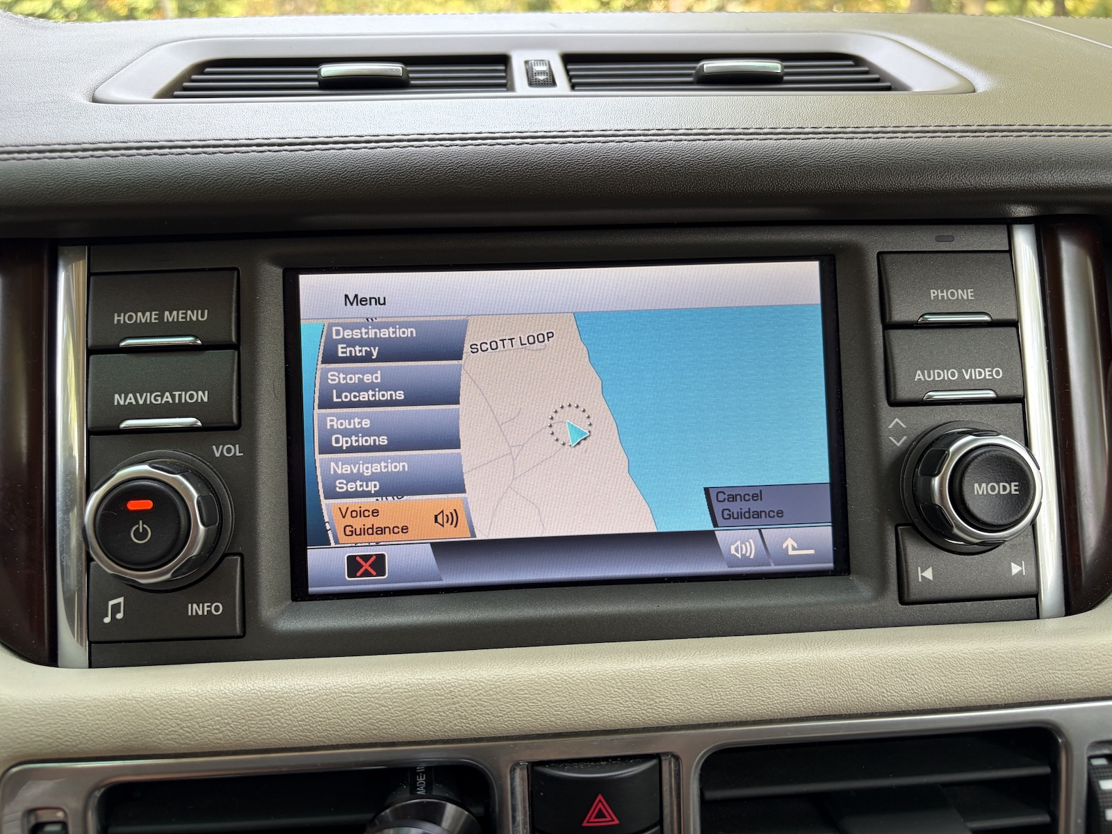 Used 2012 Land Rover Range Rover HSE LUX AWD/4WD image 21