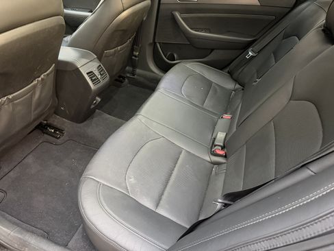 Used 2015 Hyundai Sonata Limited 2.0T image 9