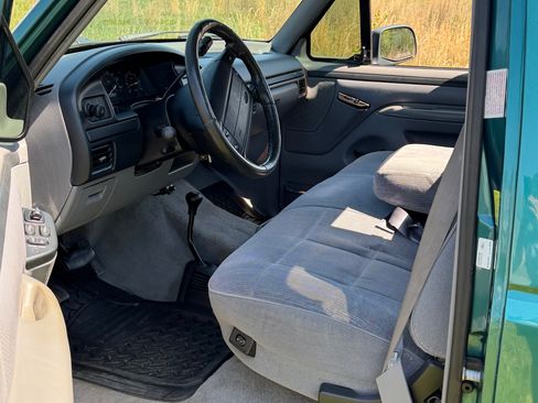 Used 1996 Ford F150 4x4 Regular Cab image 5