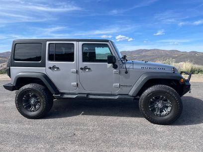 Used 2016 Jeep Wrangler Unlimited Rubicon w/ Connectivity Group